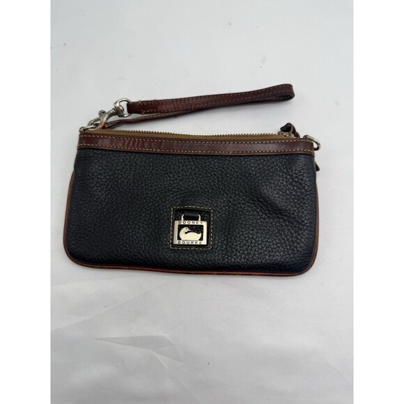 Dooney and Bourke Vintage purse Wristlet Black Genuine Leather poor interior Fla - Picture 1 of 8